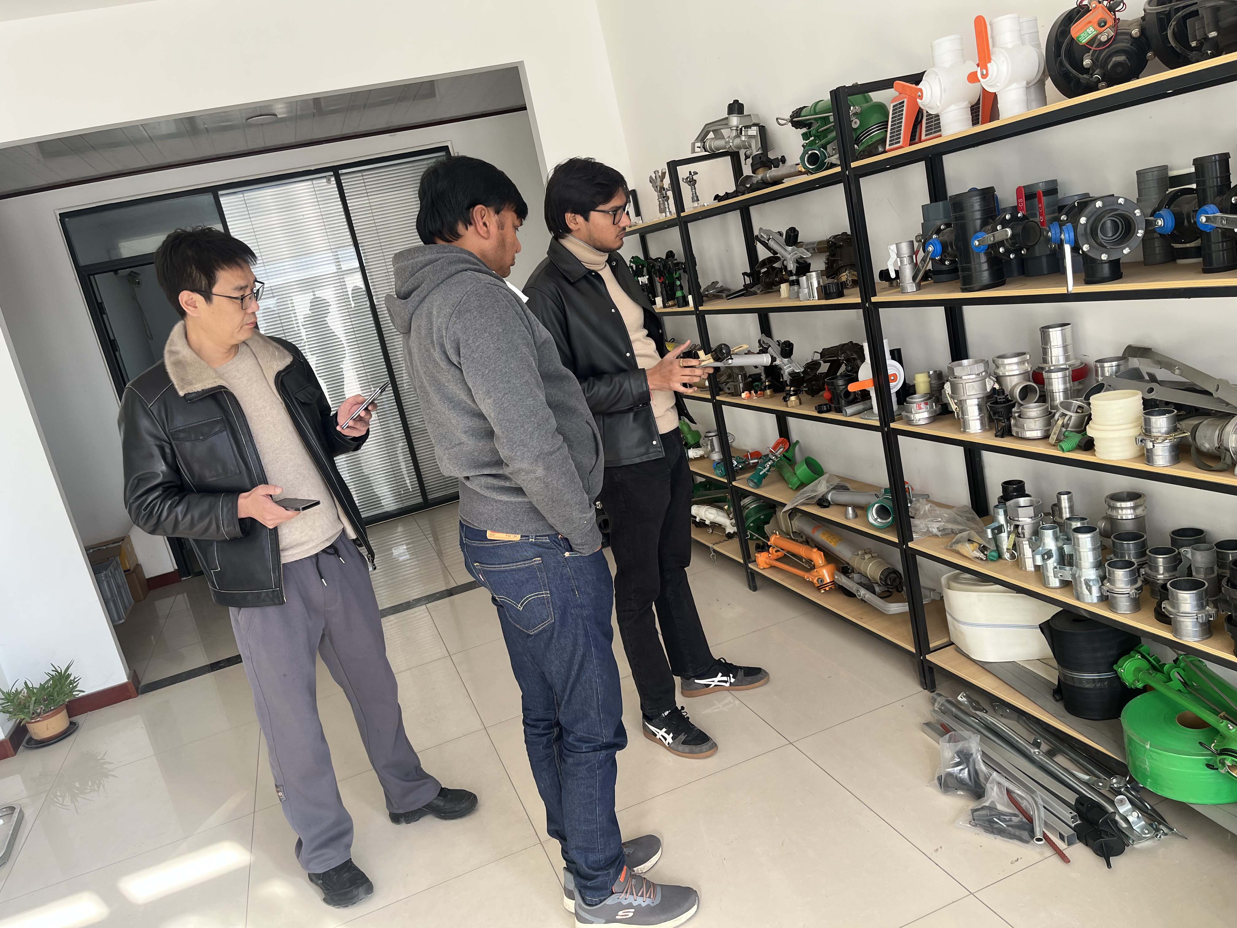 河东NS40 涡轮喷枪获客户青睐 洽谈批量合作